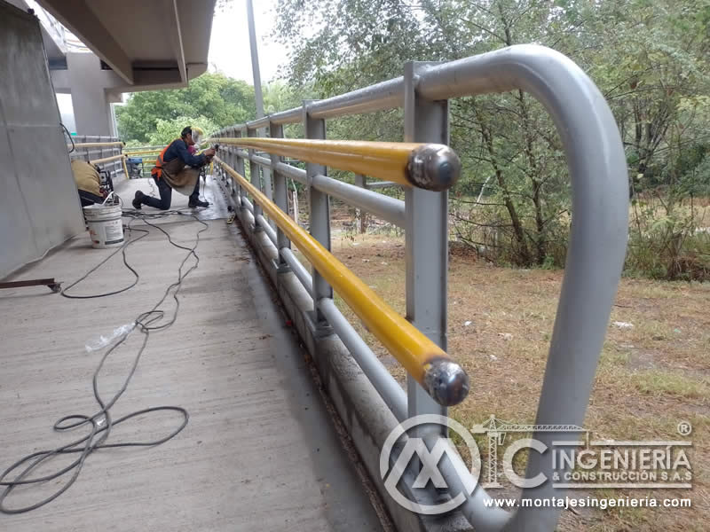 Estructuras Metálicas para Puentes Peatonales. Diseño, Reparación y Mantenimiento en Bogotá, Colombia. Montajes, Ingeniería y Construcción. MIC SAS.