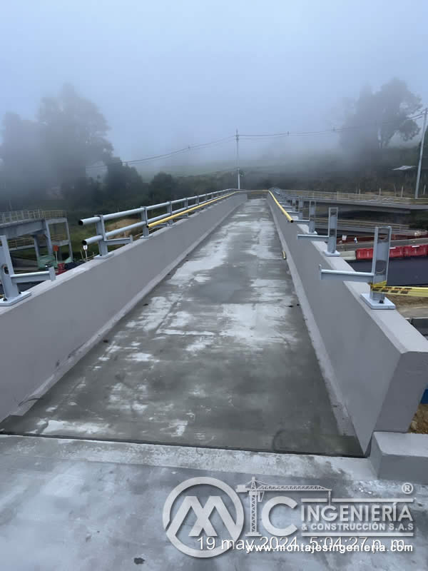 Innovación y Eficiencia en Componentes Metálicos para Puentes Peatonales de Concreto en Bogotá, Colombia. Montajes, Ingeniería y Construcción. MIC SAS.