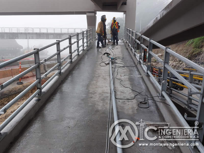 Soluciones Personalizadas de Estructura Metálica para Puentes Peatonales en Bogotá, Colombia. Montajes, Ingeniería y Construcción. MIC SAS.