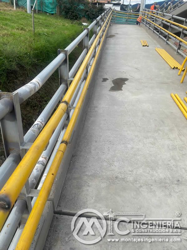 Materiales comunes en puentes peatonales en Bogotá, Colombia. Montajes, Ingeniería y Construcción. MIC SAS.