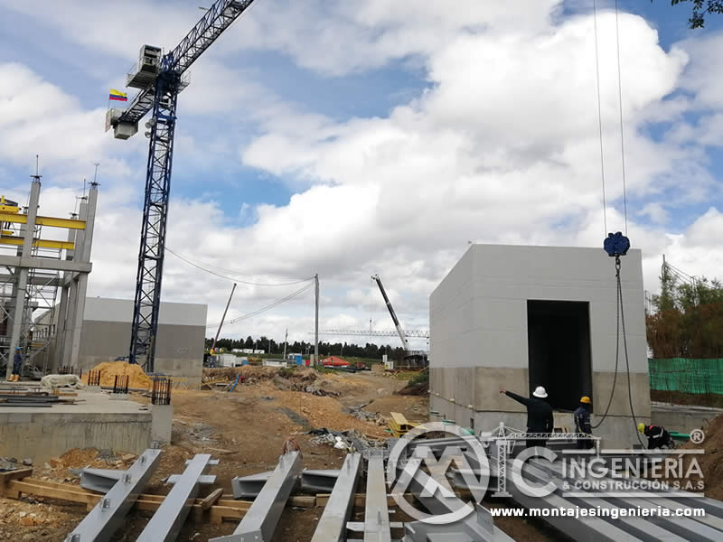 Tanques verticales de concreto de tamaño industrial e instalación y montaje de estructuras metálicas en Bogotá, Colombia. Montajes, Ingeniería y Construcción. MIC SAS