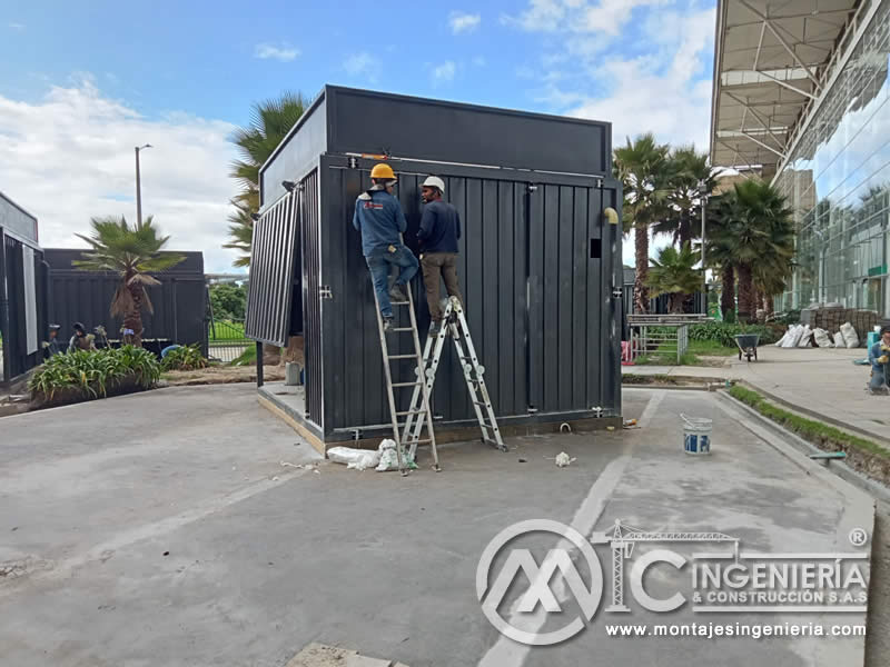 Diseño y construcción de módulos comerciales metálicos para exhibición de marcas en Bogotá. Montajes, Ingeniería y Construcción. MIC SAS.