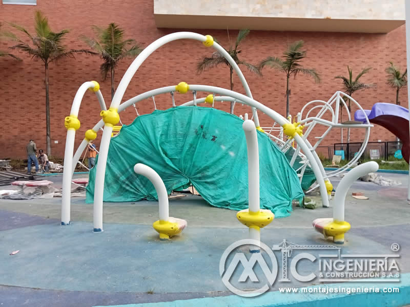 Estructuras metálicas para juegos y parques infantiles recreativos en Bogotá, Colombia. Montajes, Ingeniería y Construcción. MIC SAS.