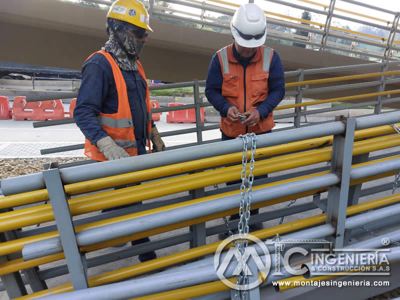 Componentes metálicos robustos para puentes peatonales en Bogotá, Colombia. Montajes, Ingeniería y Construcción. MIC SAS.