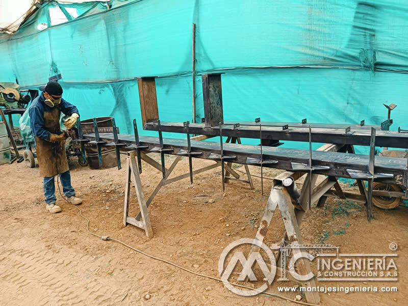 Componentes Industriales Metálicos para la Construcción de Puentes Peatonales en Bogotá. Montajes, Ingeniería y Construcción MIC SAS. Componentes Industriales Metálicos para la Construcción de Puentes Peatonales en Bogotá. Montajes, Ingeniería y Construcción MIC SAS.