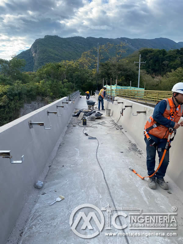 Construcción de puentes peatonales y estructuras metálicas en Bogotá, Colombia. Montajes, Ingeniería y Construcción. MIC SAS.