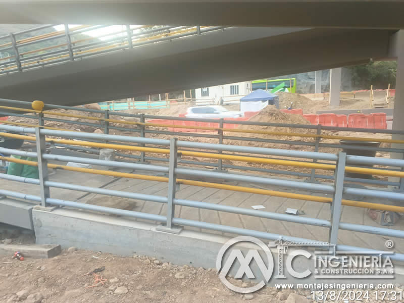 Construcción de puentes peatonales seguros y accesibles para todos en Bogotá, Colombia. Montajes, Ingeniería y Construcción. MIC SAS. Construcción de puentes peatonales seguros y accesibles para todos en Bogotá, Colombia. Montajes, Ingeniería y Construcción. MIC SAS.