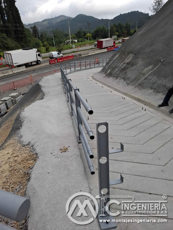 Construcción de puentes peatonales seguros y accesibles para todos en Bogotá, Colombia. Montajes, Ingeniería y Construcción. MIC SAS. Construcción de puentes peatonales seguros y accesibles para todos en Bogotá, Colombia. Montajes, Ingeniería y Construcción. MIC SAS.