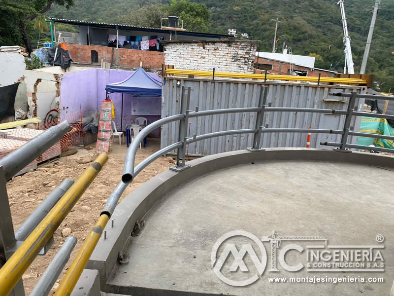 Construcción de puentes peatonales seguros y accesibles para todos en Bogotá, Colombia. Montajes, Ingeniería y Construcción. MIC SAS. Construcción de puentes peatonales seguros y accesibles para todos en Bogotá, Colombia. Montajes, Ingeniería y Construcción. MIC SAS.