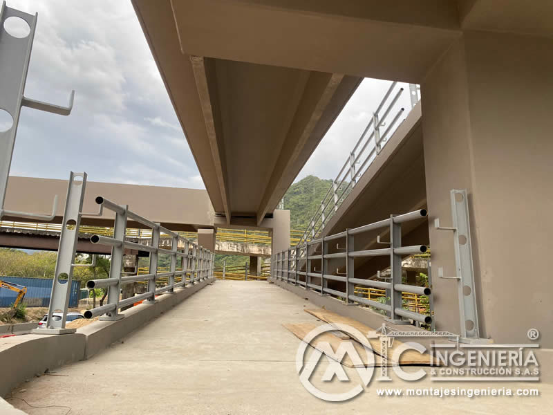 Mantenimiento de puentes peatonales para garantizar su durabilidad en Bogotá, Colombia. Montajes, Ingeniería y Construcción. MIC SAS. Mantenimiento de puentes peatonales para garantizar su durabilidad en Bogotá, Colombia. Montajes, Ingeniería y Construcción. MIC SAS.