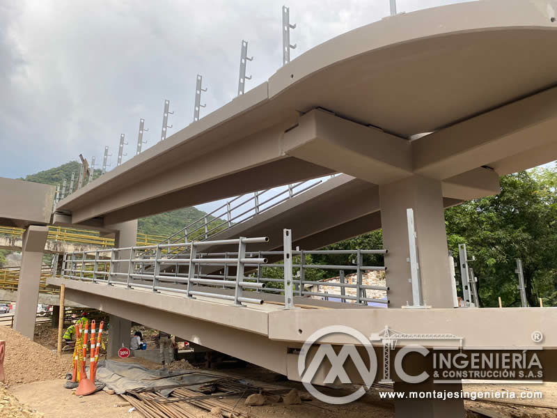 Mantenimiento de puentes peatonales para garantizar su durabilidad en Bogotá, Colombia. Montajes, Ingeniería y Construcción. MIC SAS. Mantenimiento de puentes peatonales para garantizar su durabilidad en Bogotá, Colombia. Montajes, Ingeniería y Construcción. MIC SAS.