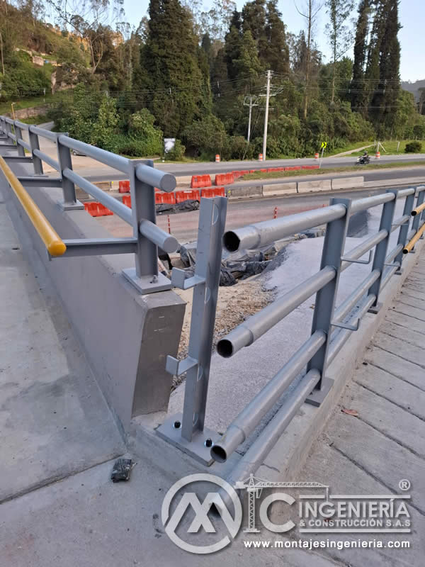 Mantenimiento de puentes peatonales para garantizar su durabilidad en Bogotá, Colombia. Montajes, Ingeniería y Construcción. MIC SAS. Mantenimiento de puentes peatonales para garantizar su durabilidad en Bogotá, Colombia. Montajes, Ingeniería y Construcción. MIC SAS.