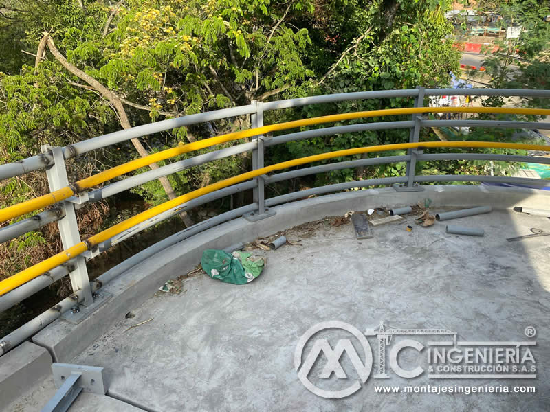 Montaje de estructuras metálicas para puentes y pasarelas peatonales en Bogotá, Colombia. Montajes, Ingeniería y Construcción. MIC SAS. Montaje de estructuras metálicas para puentes y pasarelas peatonales en Bogotá, Colombia. Montajes, Ingeniería y Construcción. MIC SAS.
