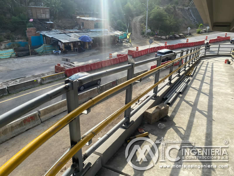 Montaje de estructuras metálicas para puentes y pasarelas peatonales en Bogotá, Colombia. Montajes, Ingeniería y Construcción. MIC SAS. Montaje de estructuras metálicas para puentes y pasarelas peatonales en Bogotá, Colombia. Montajes, Ingeniería y Construcción. MIC SAS.