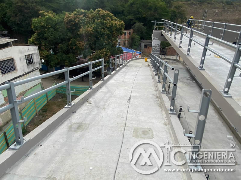 Montaje de estructuras metálicas para puentes y pasarelas peatonales en Bogotá, Colombia. Montajes, Ingeniería y Construcción. MIC SAS. Montaje de estructuras metálicas para puentes y pasarelas peatonales en Bogotá, Colombia. Montajes, Ingeniería y Construcción. MIC SAS.