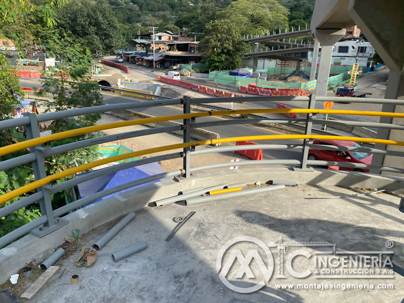 Montaje de estructuras metálicas para puentes y pasarelas peatonales en Bogotá, Colombia. Montajes, Ingeniería y Construcción. MIC SAS. Montaje de estructuras metálicas para puentes y pasarelas peatonales en Bogotá, Colombia. Montajes, Ingeniería y Construcción. MIC SAS.