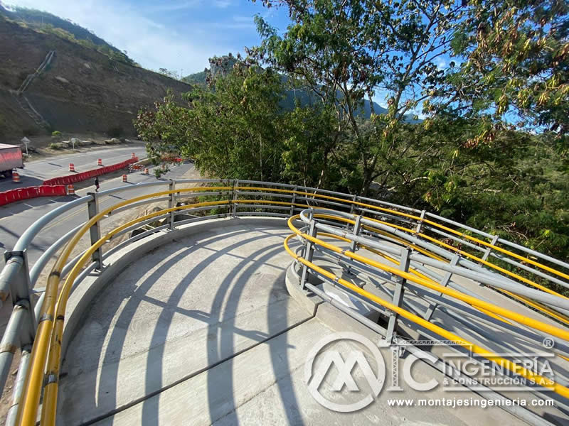 Construcción de puentes y pasarelas peatonales con materiales metálicos en Bogotá, Colombia. Montajes Ingeniería y Construcción. MIC SAS. Construcción de puentes y pasarelas peatonales con materiales metálicos en Bogotá, Colombia. Montajes Ingeniería y Construcción. MIC SAS.