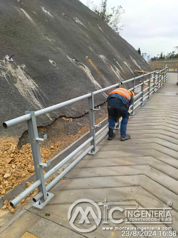Construcción de puentes y pasarelas peatonales con materiales metálicos en Bogotá, Colombia. Montajes Ingeniería y Construcción. MIC SAS. Construcción de puentes y pasarelas peatonales con materiales metálicos en Bogotá, Colombia. Montajes Ingeniería y Construcción. MIC SAS.