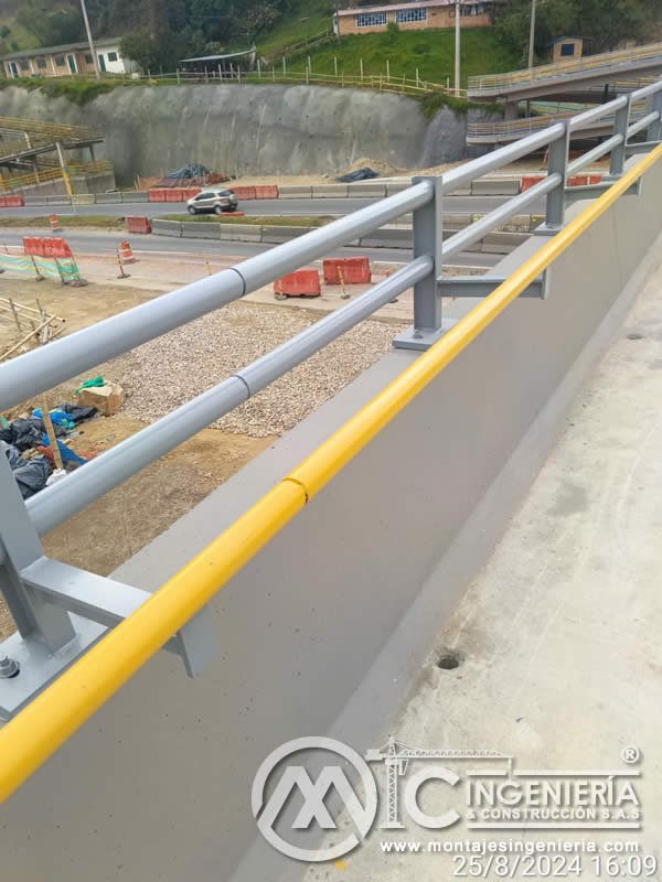 Durabilidad y resistencia en la construcción metálica de accesorios en puentes peatonales en Bogotá, Colombia. Montajes Ingeniería y Construcción. MIC SAS. Durabilidad y resistencia en la construcción metálica de accesorios en puentes peatonales en Bogotá, Colombia. Montajes Ingeniería y Construcción. MIC SAS.