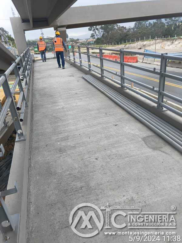 Durabilidad y resistencia en la construcción metálica de accesorios en puentes peatonales en Bogotá, Colombia. Montajes Ingeniería y Construcción. MIC SAS. Durabilidad y resistencia en la construcción metálica de accesorios en puentes peatonales en Bogotá, Colombia. Montajes Ingeniería y Construcción. MIC SAS.