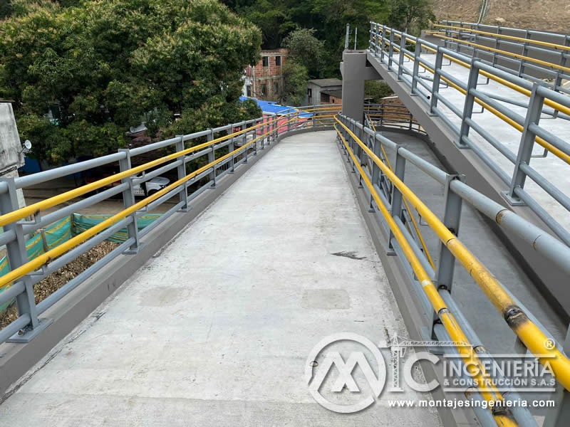 Durabilidad y resistencia en la construcción metálica de accesorios en puentes peatonales en Bogotá, Colombia. Montajes Ingeniería y Construcción. MIC SAS. Durabilidad y resistencia en la construcción metálica de accesorios en puentes peatonales en Bogotá, Colombia. Montajes Ingeniería y Construcción. MIC SAS.