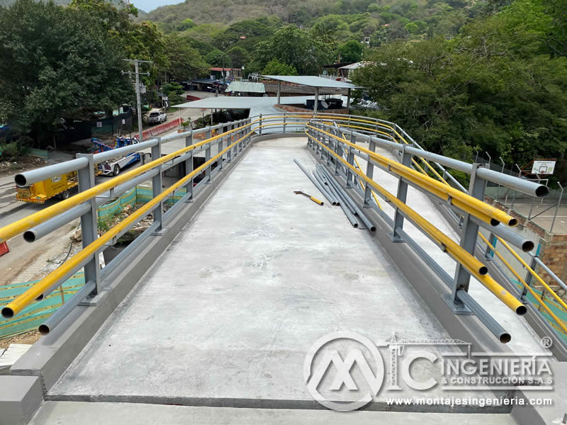 Durabilidad y resistencia en la construcción metálica de accesorios en puentes peatonales en Bogotá, Colombia. Montajes Ingeniería y Construcción. MIC SAS. Durabilidad y resistencia en la construcción metálica de accesorios en puentes peatonales en Bogotá, Colombia. Montajes Ingeniería y Construcción. MIC SAS.