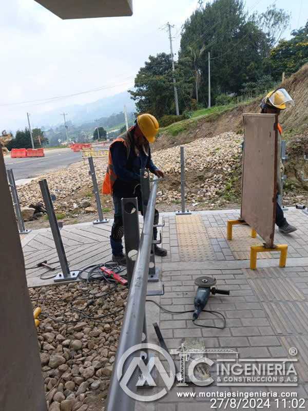 Ensamblaje y montaje de elementos metálicos para puentes y pasarelas peatonales en Bogotá, Colombia. Montajes Ingeniería y Construcción. MIC SAS. Ensamblaje y montaje de elementos metálicos para puentes y pasarelas peatonales en Bogotá, Colombia. Montajes Ingeniería y Construcción. MIC SAS.