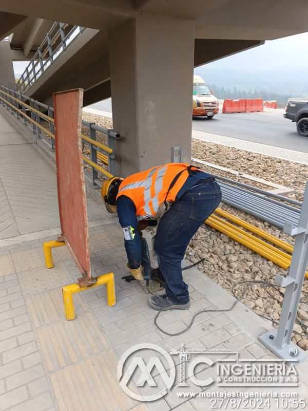 Ensamblaje y montaje de elementos metálicos para puentes y pasarelas peatonales en Bogotá, Colombia. Montajes Ingeniería y Construcción. MIC SAS. Ensamblaje y montaje de elementos metálicos para puentes y pasarelas peatonales en Bogotá, Colombia. Montajes Ingeniería y Construcción. MIC SAS.