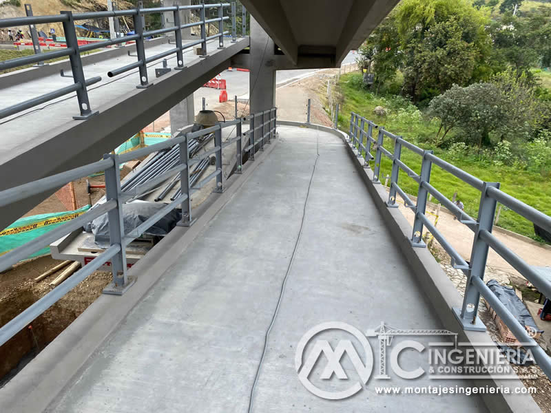 Ensamblaje y montaje de elementos metálicos para puentes y pasarelas peatonales en Bogotá, Colombia. Montajes Ingeniería y Construcción. MIC SAS. Ensamblaje y montaje de elementos metálicos para puentes y pasarelas peatonales en Bogotá, Colombia. Montajes Ingeniería y Construcción. MIC SAS.