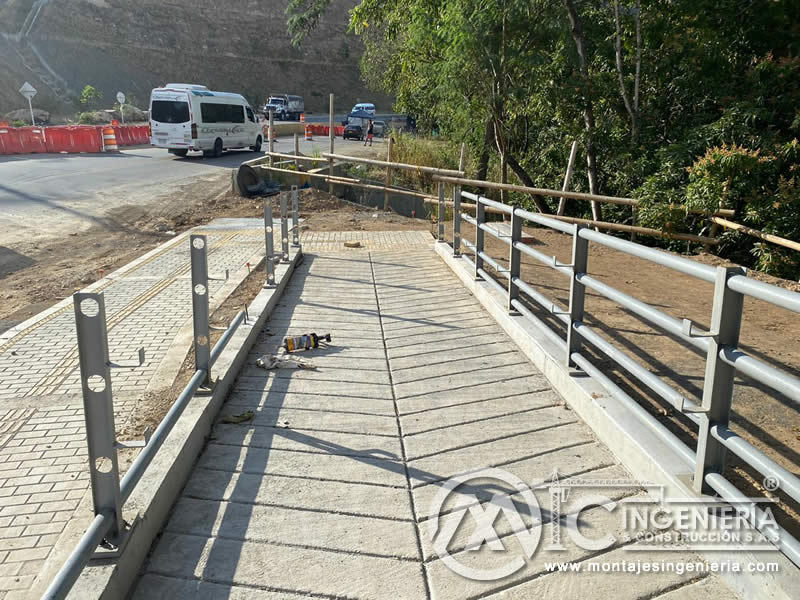 Fabricación y construcción de estructuras y componentes metálicos de puentes peatonales en Bogotá, Colombia. Montajes Ingeniería y Construcción. MIC SAS. Fabricación y construcción de estructuras y componentes metálicos de puentes peatonales en Bogotá, Colombia. Montajes Ingeniería y Construcción. MIC SAS.