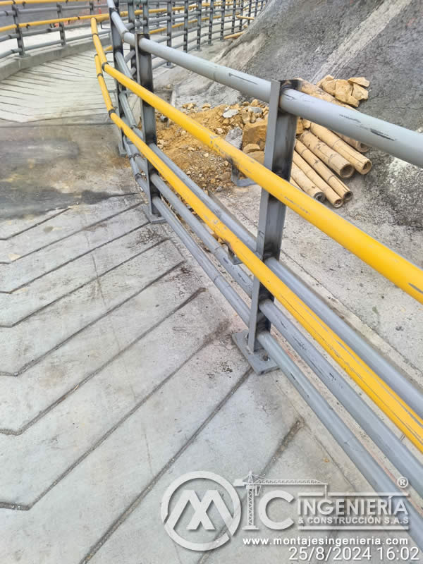 Fabricación y construcción de estructuras y componentes metálicos de puentes peatonales en Bogotá, Colombia. Montajes Ingeniería y Construcción. MIC SAS. Fabricación y construcción de estructuras y componentes metálicos de puentes peatonales en Bogotá, Colombia. Montajes Ingeniería y Construcción. MIC SAS.