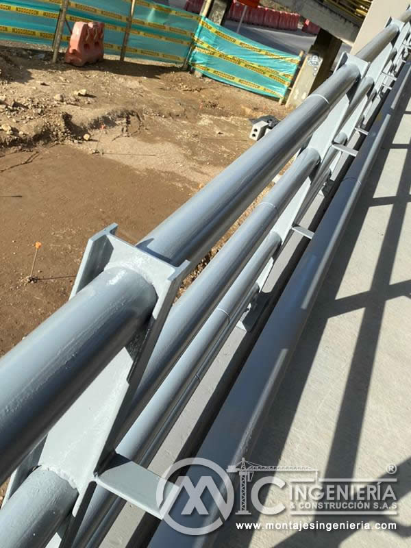 Fabricación y construcción de estructuras y componentes metálicos de puentes peatonales en Bogotá, Colombia. Montajes Ingeniería y Construcción. MIC SAS. Fabricación y construcción de estructuras y componentes metálicos de puentes peatonales en Bogotá, Colombia. Montajes Ingeniería y Construcción. MIC SAS.