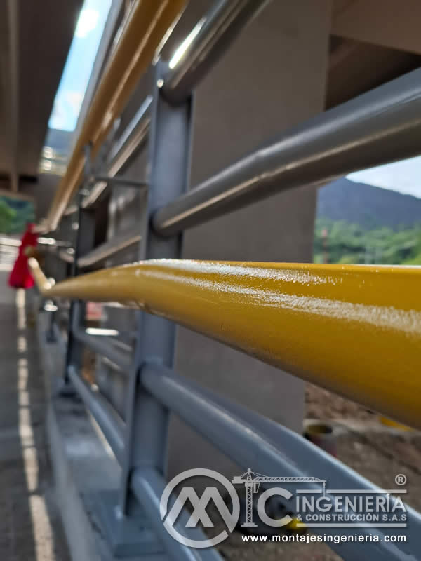 Acero estructural de alta calidad para puentes peatonales en avenidas principales en Bogotá, Colombia. Montajes, Ingeniería y Construcción. MIC SAS. Acero estructural de alta calidad para puentes peatonales en avenidas principales en Bogotá, Colombia. Montajes, Ingeniería y Construcción. MIC SAS.