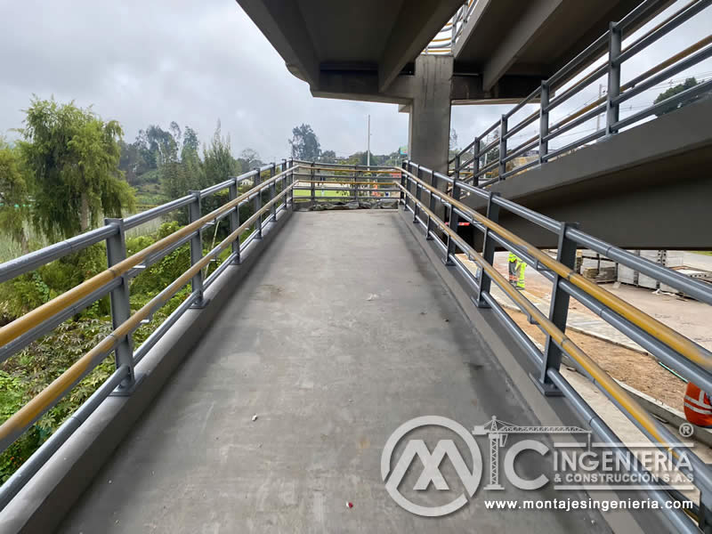 Acero estructural de alta calidad para puentes peatonales en avenidas principales en Bogotá, Colombia. Montajes, Ingeniería y Construcción. MIC SAS. Acero estructural de alta calidad para puentes peatonales en avenidas principales en Bogotá, Colombia. Montajes, Ingeniería y Construcción. MIC SAS.