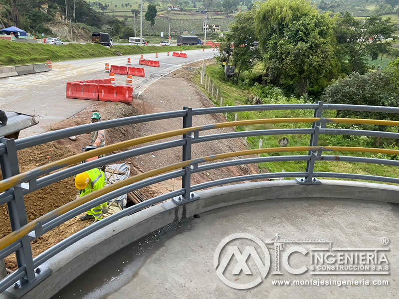 Acero estructural de alta calidad para puentes peatonales en avenidas principales en Bogotá, Colombia. Montajes, Ingeniería y Construcción. MIC SAS. Acero estructural de alta calidad para puentes peatonales en avenidas principales en Bogotá, Colombia. Montajes, Ingeniería y Construcción. MIC SAS.