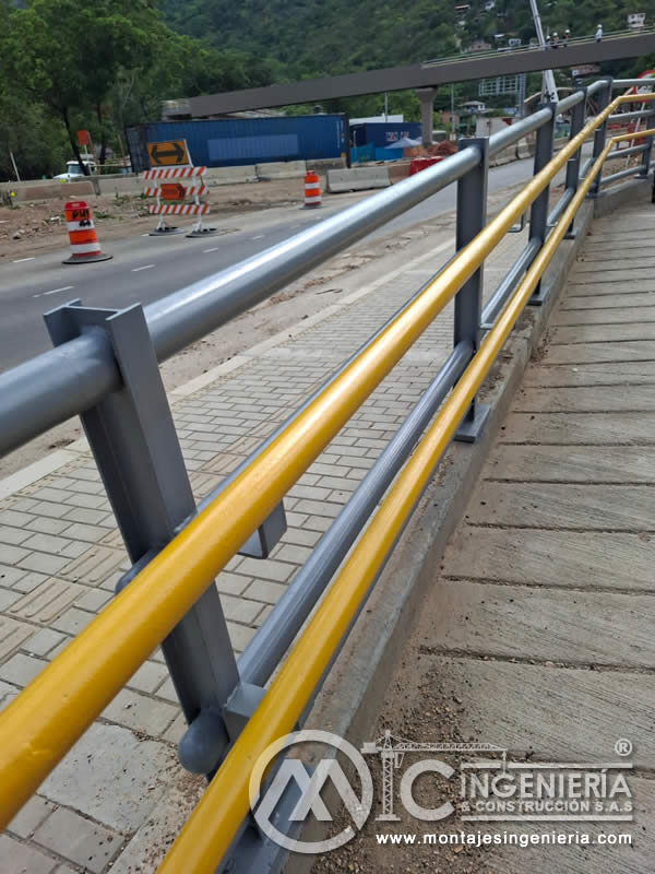 Hormigón armado resistente y aditamentos metálicos en estructura de puentes peatonales en Bogotá, Colombia. Montajes, Ingeniería y Construcción. MIC SAS. Hormigón armado resistente y aditamentos metálicos en estructura de puentes peatonales en Bogotá, Colombia. Montajes, Ingeniería y Construcción. MIC SAS.