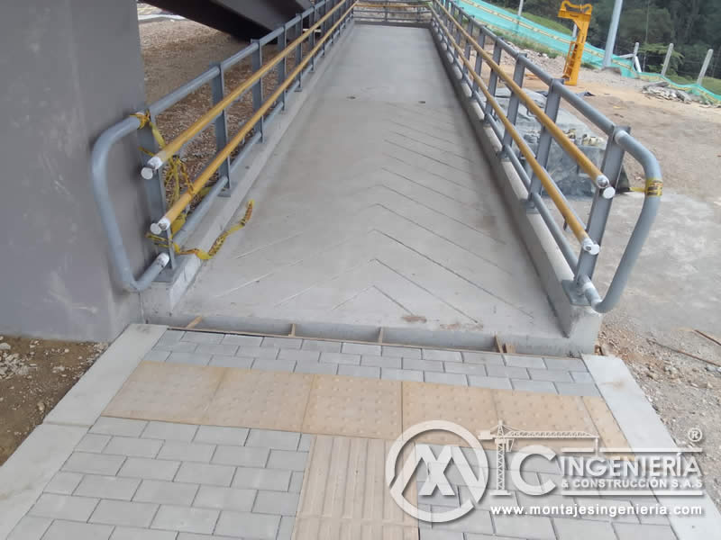 Puentes peatonales accesibles con rampas para personas con movilidad reducida en Bogotá, Colombia. Montajes, Ingeniería y Construcción. MIC SAS. Puentes peatonales accesibles con rampas para personas con movilidad reducida en Bogotá, Colombia. Montajes, Ingeniería y Construcción. MIC SAS.