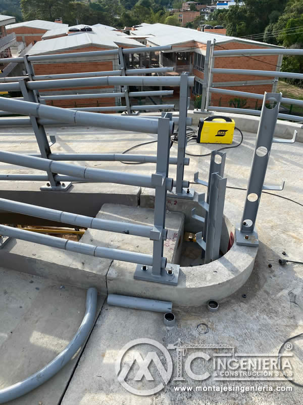 Uso de materiales metálicos en la construcción de puentes peatonales en Bogotá, Colombia. Montajes, Ingeniería y Construcción. MIC SAS. Uso de materiales metálicos en la construcción de puentes peatonales en Bogotá, Colombia. Montajes, Ingeniería y Construcción. MIC SAS.