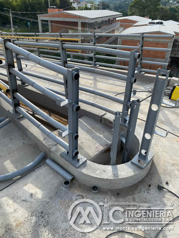 Uso de materiales metálicos en la construcción de puentes peatonales en Bogotá, Colombia. Montajes, Ingeniería y Construcción. MIC SAS. Uso de materiales metálicos en la construcción de puentes peatonales en Bogotá, Colombia. Montajes, Ingeniería y Construcción. MIC SAS.