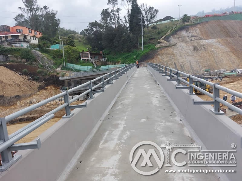 Eficiente fabricación de puentes peatonales metálicos para la ciudad de Bogotá, Colombia. Montajes, Ingeniería y Construcción. MIC SAS. Eficiente fabricación de puentes peatonales metálicos para la ciudad de Bogotá, Colombia. Montajes, Ingeniería y Construcción. MIC SAS.