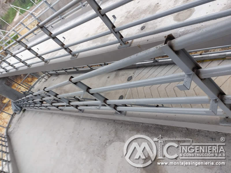 Eficiente fabricación de puentes peatonales metálicos para la ciudad de Bogotá, Colombia. Montajes, Ingeniería y Construcción. MIC SAS. Eficiente fabricación de puentes peatonales metálicos para la ciudad de Bogotá, Colombia. Montajes, Ingeniería y Construcción. MIC SAS.