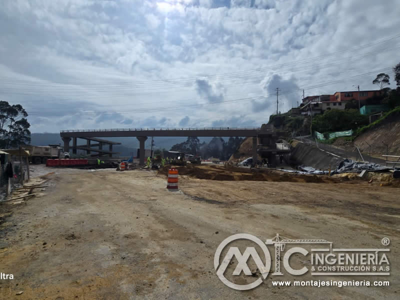 Eficiente fabricación de puentes peatonales metálicos para la ciudad de Bogotá, Colombia. Montajes, Ingeniería y Construcción. MIC SAS. Eficiente fabricación de puentes peatonales metálicos para la ciudad de Bogotá, Colombia. Montajes, Ingeniería y Construcción. MIC SAS.