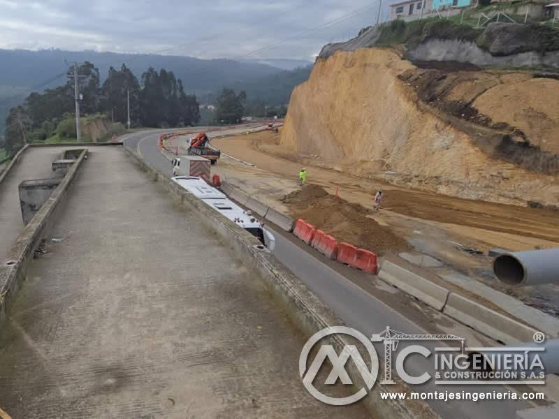 Eficiente fabricación de puentes peatonales metálicos para la ciudad de Bogotá, Colombia. Montajes, Ingeniería y Construcción. MIC SAS. Eficiente fabricación de puentes peatonales metálicos para la ciudad de Bogotá, Colombia. Montajes, Ingeniería y Construcción. MIC SAS.