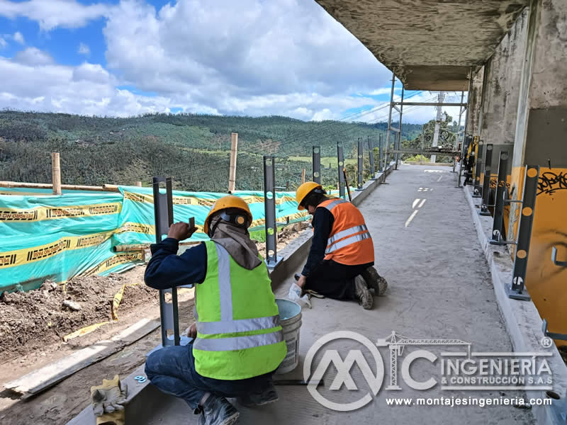 Construcción de puentes peatonales en acero para mejorar la conectividad en Bogotá, Colombia. Montajes, Ingeniería y Construcción. MIC SAS. Construcción de puentes peatonales en acero para mejorar la conectividad en Bogotá, Colombia. Montajes, Ingeniería y Construcción. MIC SAS.
