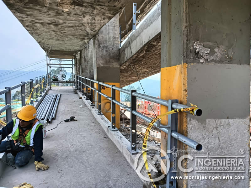 Accesorios metálicos para puentes peatonales, elementos clave en su estructura en Bogotá, Colombia. Montajes, Ingeniería y Construcción. MIC SAS. Accesorios metálicos para puentes peatonales, elementos clave en su estructura en Bogotá, Colombia. Montajes, Ingeniería y Construcción. MIC SAS.