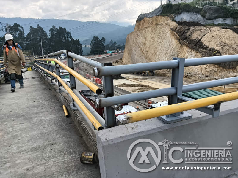 Accesorios metálicos para puentes peatonales, elementos clave en su estructura en Bogotá, Colombia. Montajes, Ingeniería y Construcción. MIC SAS. Accesorios metálicos para puentes peatonales, elementos clave en su estructura en Bogotá, Colombia. Montajes, Ingeniería y Construcción. MIC SAS.