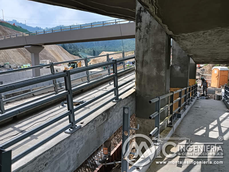 Acero de alta resistencia para puentes peatonales, material ideal en Bogotá, Colombia. Montajes, Ingeniería y Construcción. MIC SAS. Acero de alta resistencia para puentes peatonales, material ideal en Bogotá, Colombia. Montajes, Ingeniería y Construcción. MIC SAS.