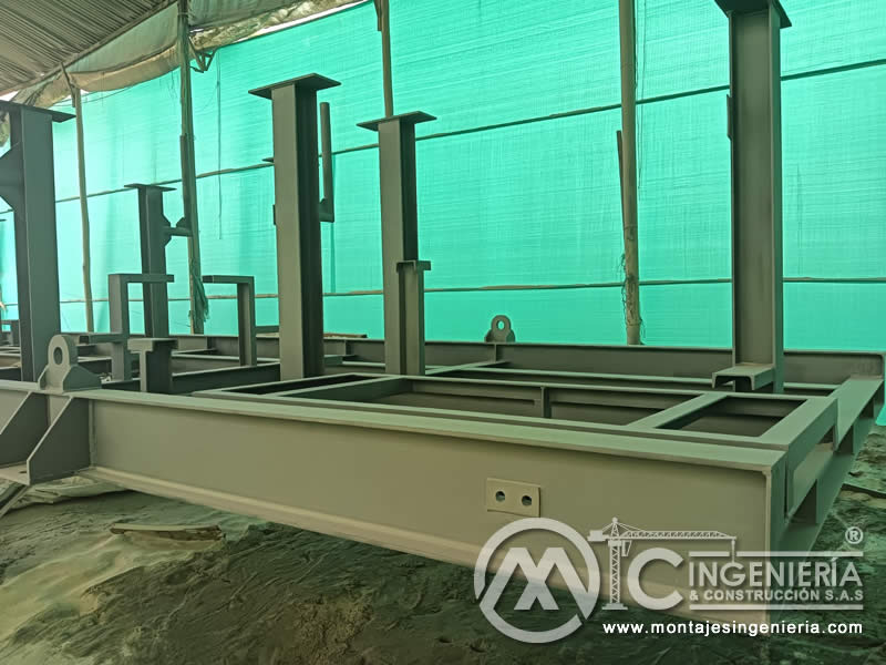 Diseño y fabricación de componentes estructurales metálicos para puentes peatonales en Bogotá, Colombia. Montajes, Ingeniería y Construcción. MIC SAS. Diseño y fabricación de componentes estructurales metálicos para puentes peatonales en Bogotá, Colombia. Montajes, Ingeniería y Construcción. MIC SAS.