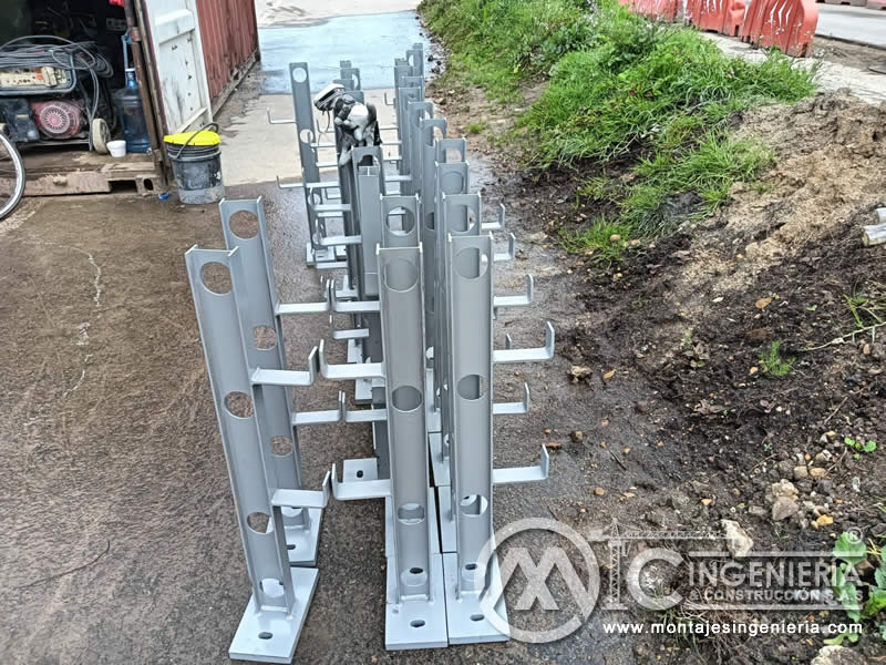 Diseño y fabricación de componentes estructurales metálicos para puentes peatonales en Bogotá, Colombia. Montajes, Ingeniería y Construcción. MIC SAS. Diseño y fabricación de componentes estructurales metálicos para puentes peatonales en Bogotá, Colombia. Montajes, Ingeniería y Construcción. MIC SAS.