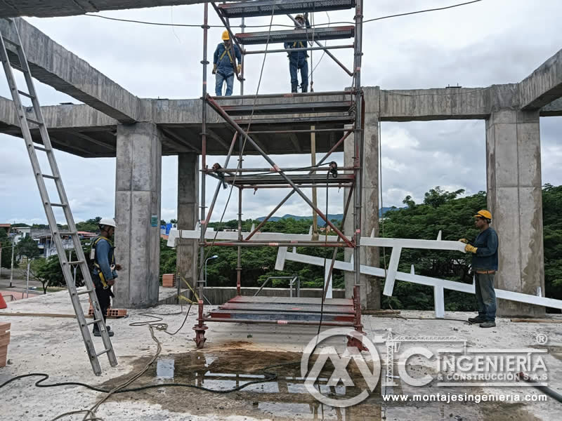 Construcción de Estructura Metálica en la Parte Superior de Edificio en Juzgados de Girardot en Cundinamarca, Colombia. Montajes, Ingeniería y Construcción. MIC SAS. Construcción de Estructura Metálica en la Parte Superior de Edificio en Juzgados de Girardot en Cundinamarca, Colombia. Montajes, Ingeniería y Construcción. MIC SAS.